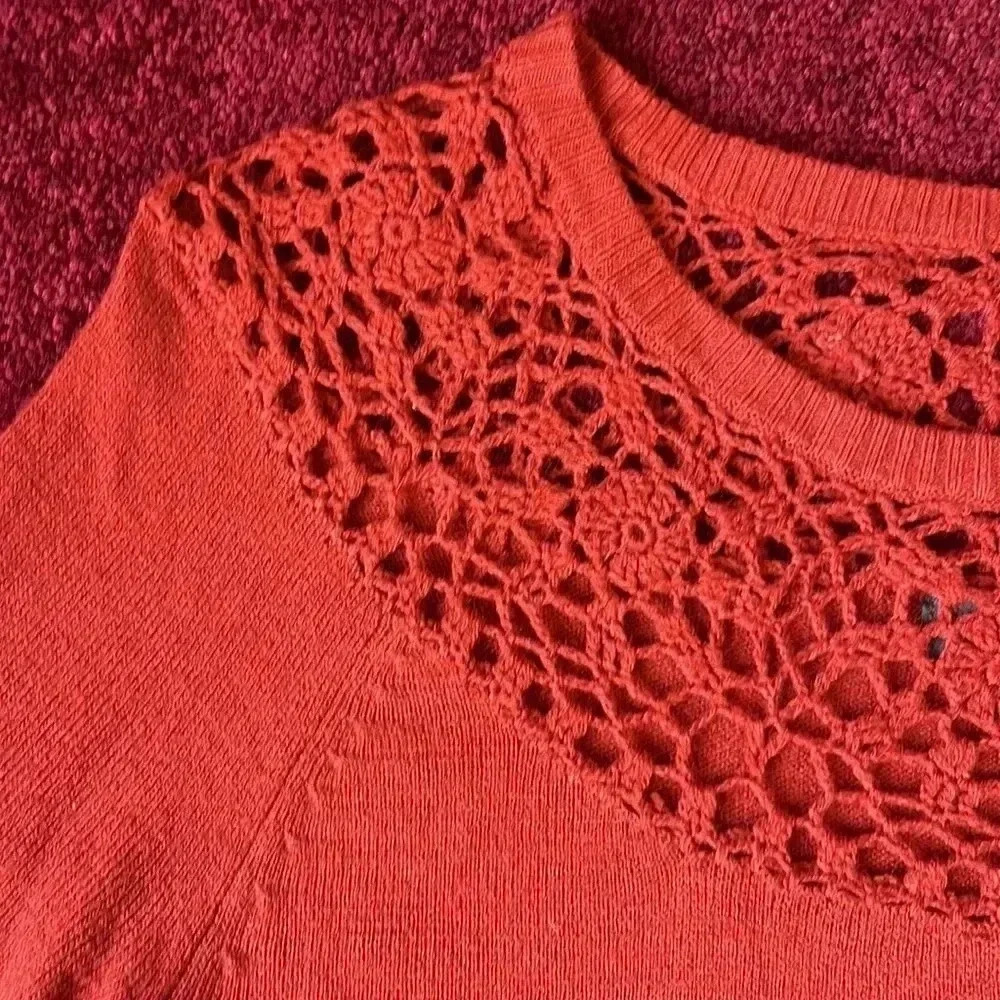 Outback Red Sweater - Picture 2 of 4